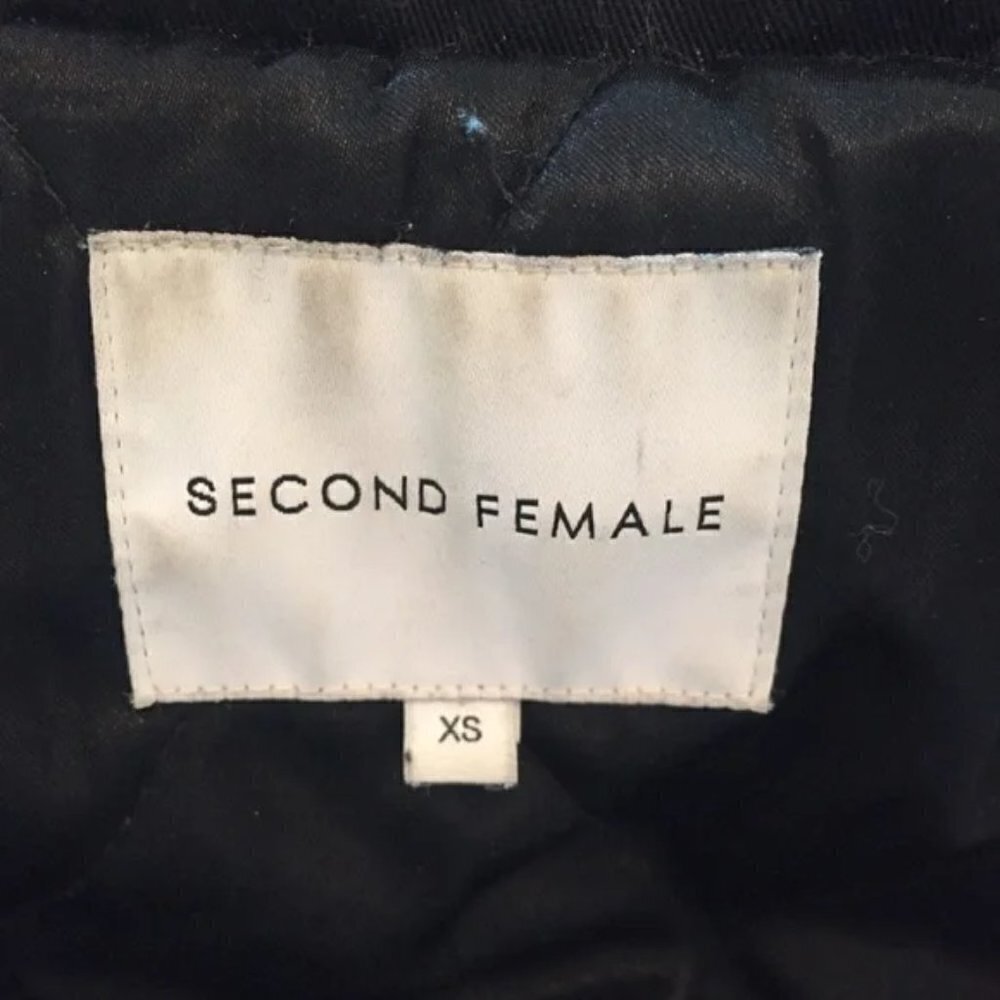 Second Female New Alex Jacket Made In Denmark - Picture 5 of 16